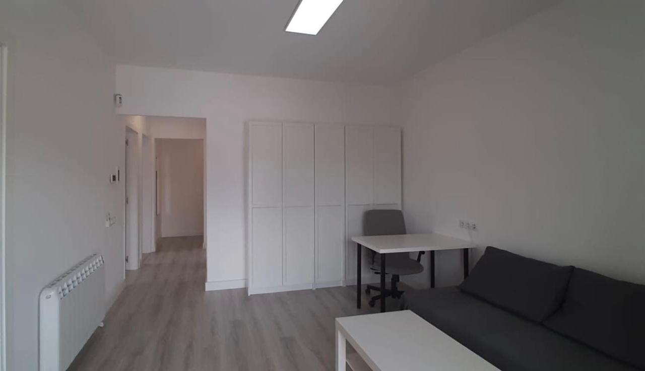 White Apartment โยเรตเดมาร์ ภายนอก รูปภาพ